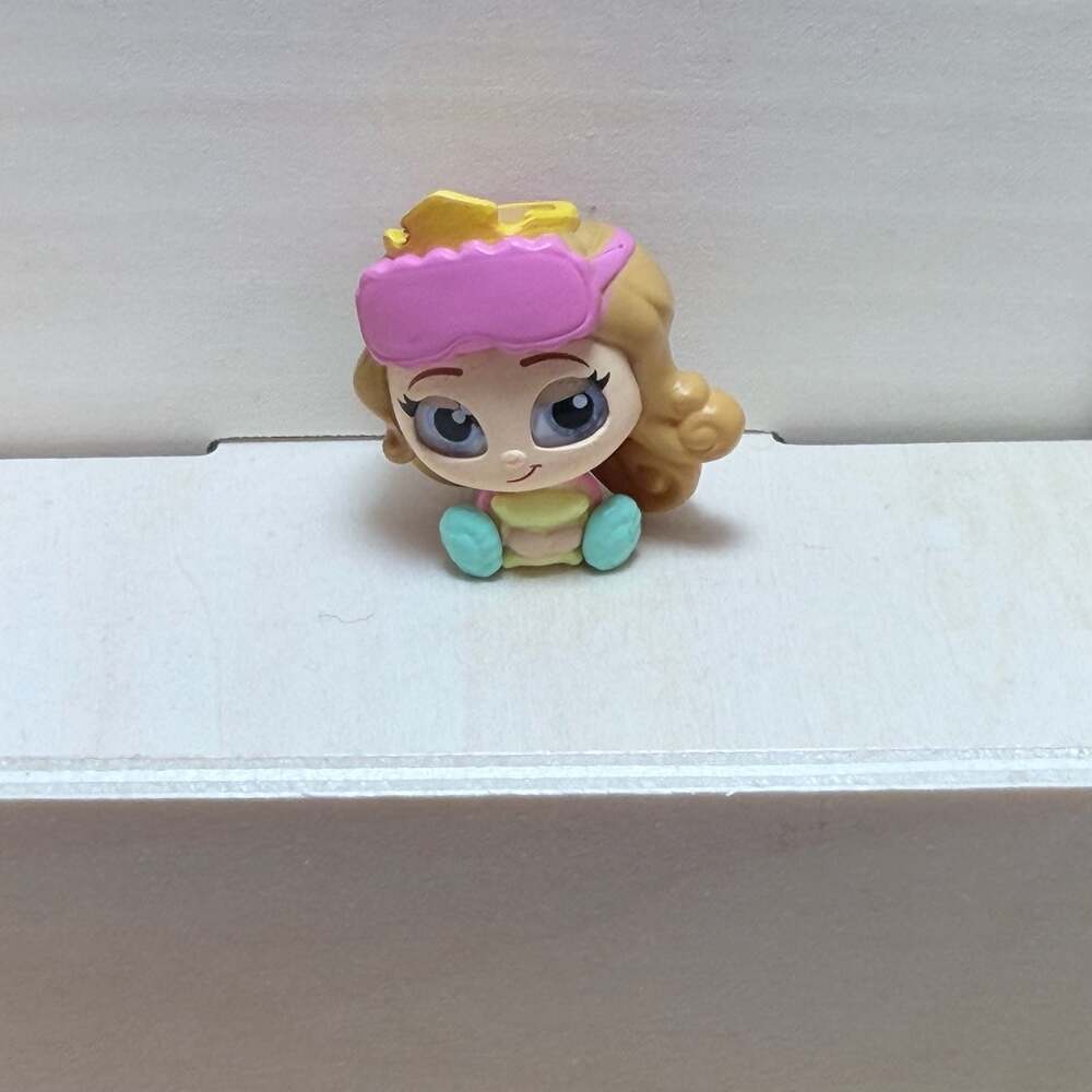 Disney Doorables: Rapunzel Sleepy Time Figure